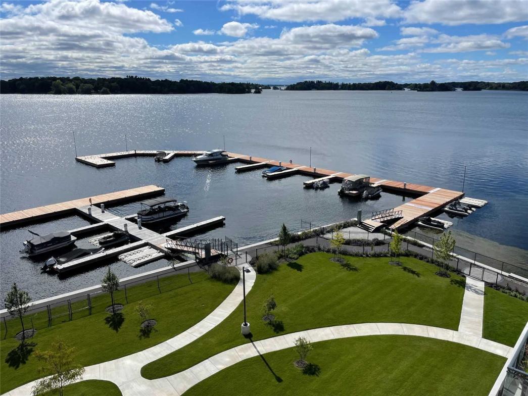 Condo 129 South Street, Gananoque